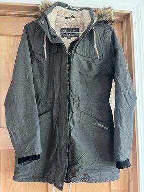 Eddie Bauer Women's Dark Gray Sherpa-Lined Hooded Parka with Faux Fur Trim